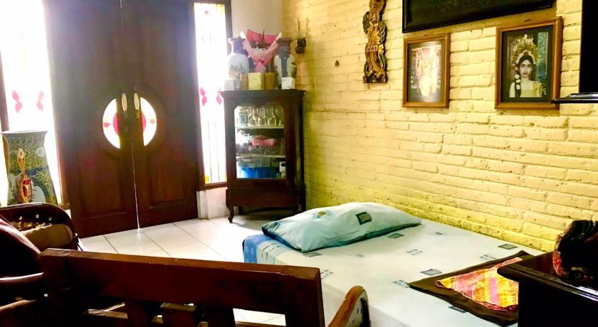 Hotel O Omah Citra Genia Homestay - image 15