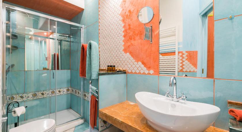 Фото: Улучшенные апартаменты с 1 спальней (Superior One-Bedroom Apartment) 10