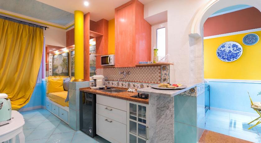 Фото: Улучшенные апартаменты с 1 спальней (Superior One-Bedroom Apartment) 1