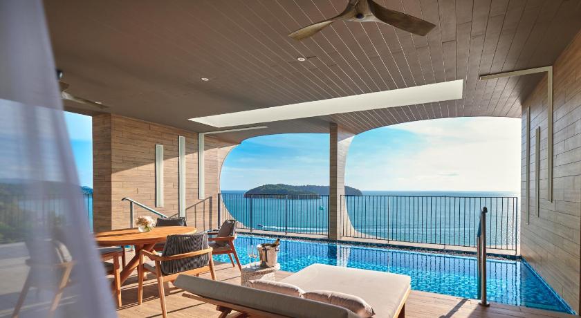 Image of Premier Ocean View Suite with Private Pool 3