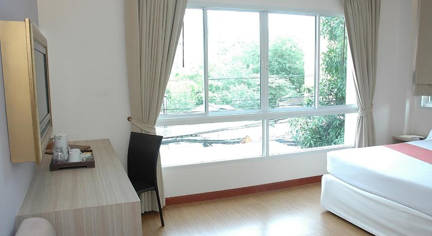 Bangkok Calypzo 2 Ratchada 20                                                                            2-Star Hotel exterior