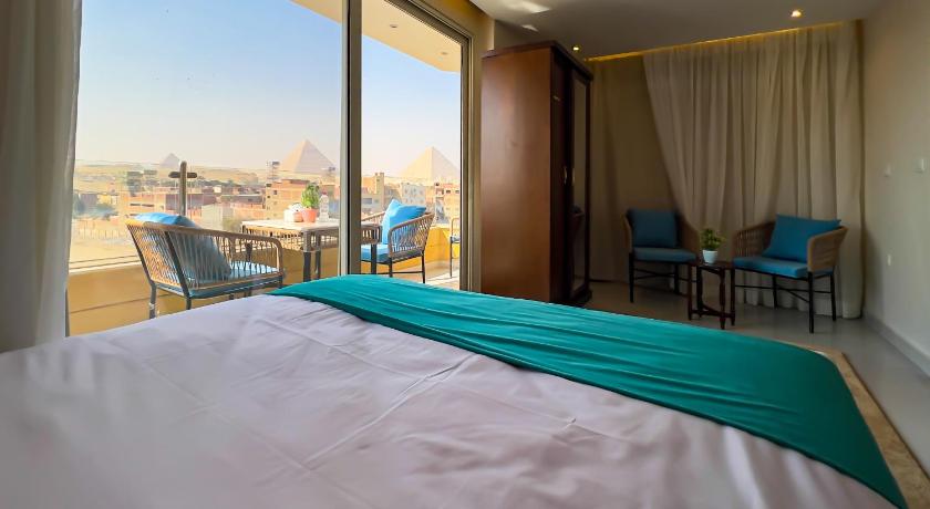 Diamond Pyramids View Inn