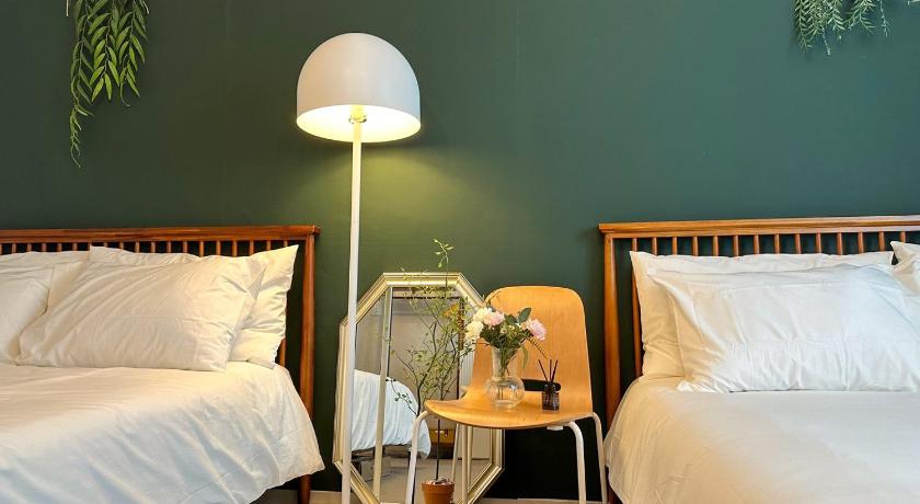 STAY ROCK 樂 2 Room 3 Beds 3 min from Ewha Univ stn