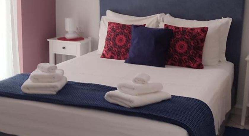 Andriannas apartment-parking lot included