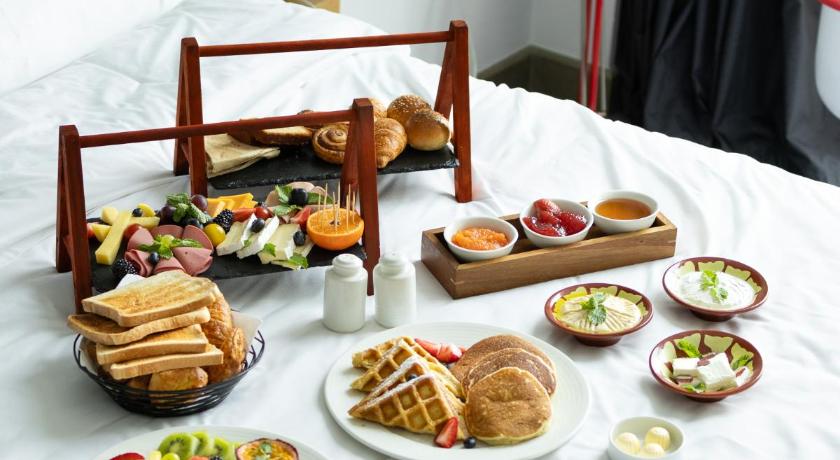 ibis Styles Dubai Airport Hotel - image 13