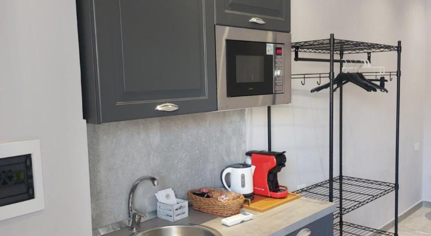 ローマ Fede's Home Airport 4つ星 シングルルーム ロビー