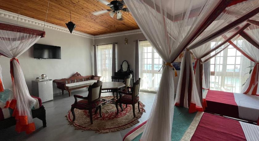 รูปของดีลักซ์ สำหรับ 3 คน วิวทะเล (Deluxe Triple Sea View) 0
