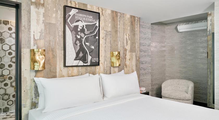 Image of ADA Penthouse Suite 5