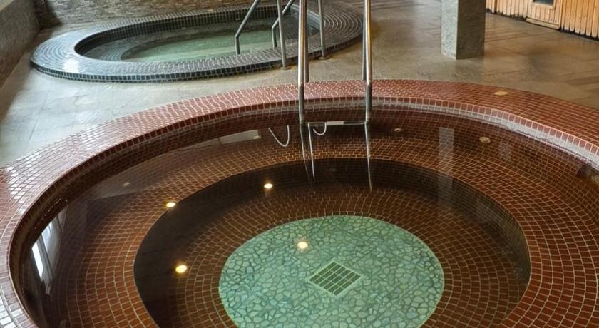 プラチンブリ Eastpana Executive Residence 304 Prachinburi 4つ星 ホテル 客室