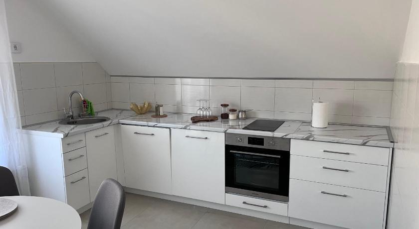 베오그라드 Villa Ana - Charming Appartments 4성급 게스트하우스 전망