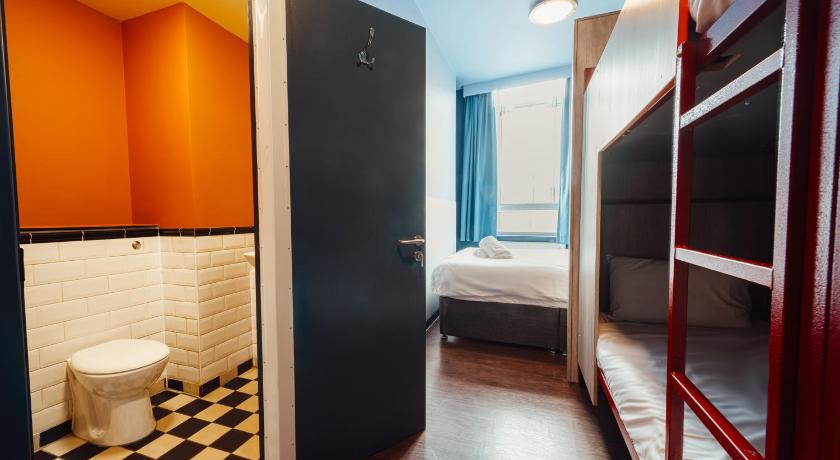 Image of Room for 4 People 8