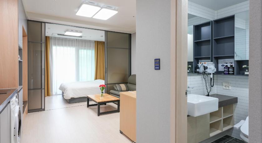 麗水 FIRSTCITY HOTEL YEOSU 3つ星 ホテル スイート