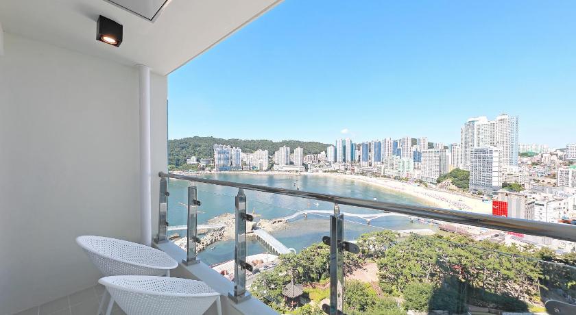 부산 엘모멘토 송도 레지던스 (Elmomento Songdo Residence) 5성급 호텔 외관