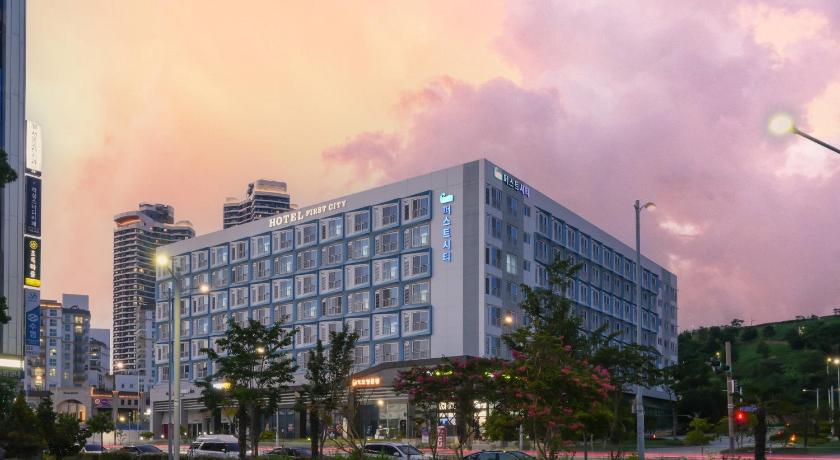 麗水 FIRSTCITY HOTEL YEOSU 3つ星 ホテル 客室