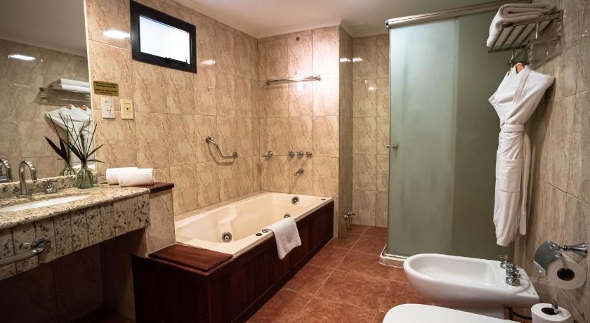 Image of Deluxe Twin Room 5