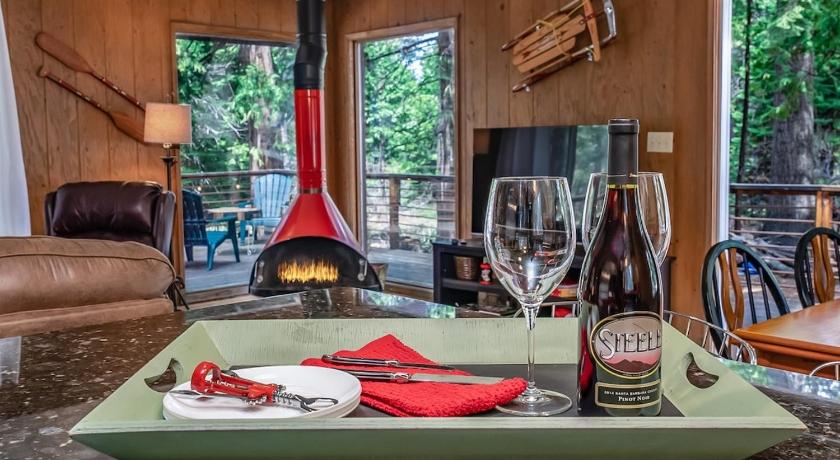 쉐이버 레이크 (CA) Mystic Meadow Sweet Cabin Meadow Views 4성급 숙소 객실