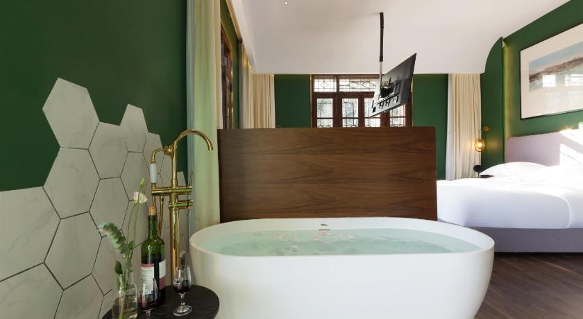 Gulangyu Island & Dai Feng Hotel - image 20