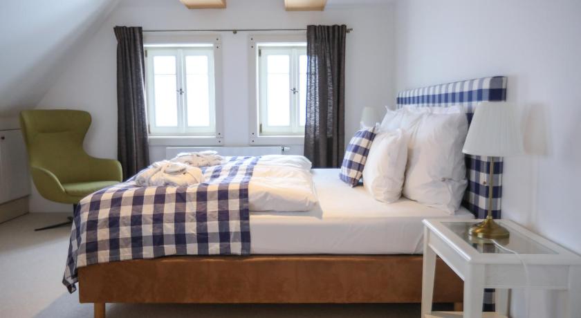 Image of Deluxe Apartment 4