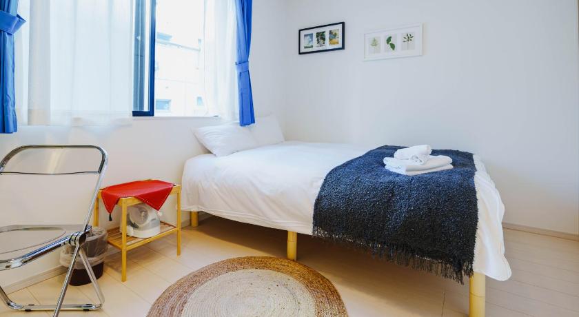 QH101 Modern Studio near Aoto Rail Stop - Airport Access