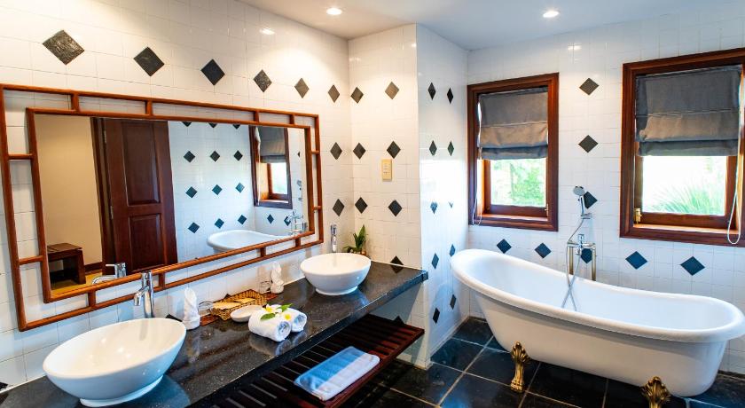Image de Suite avec vue sur mer (Seaview Suite) 2
