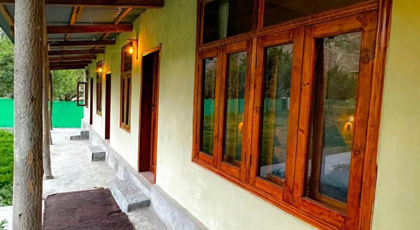The Hermes Hotel & Backpackers Hostel - image 4