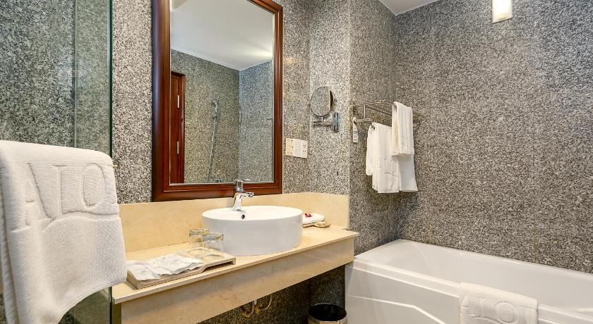 Image of Premier City View Twin Room 2