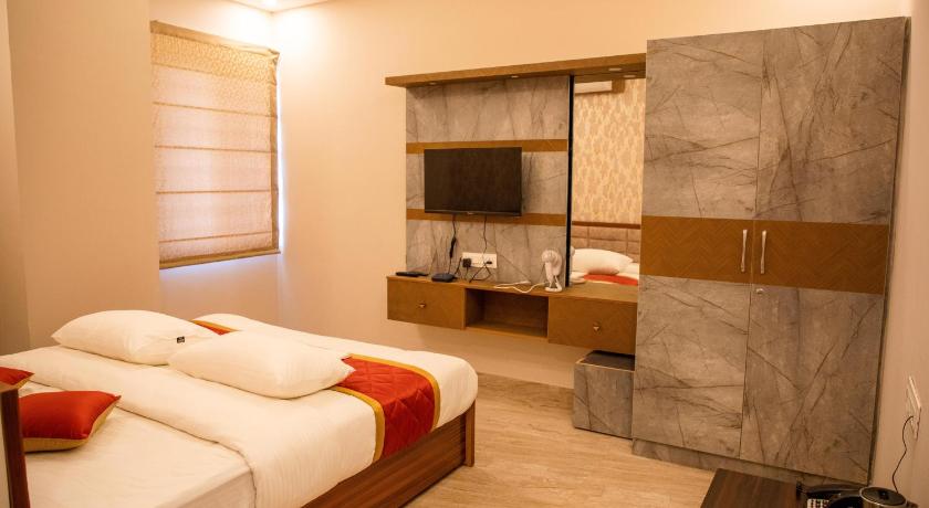 Serenity Stay Inn - image 18