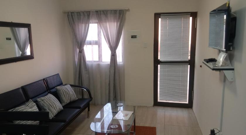 Shalom Self Catering