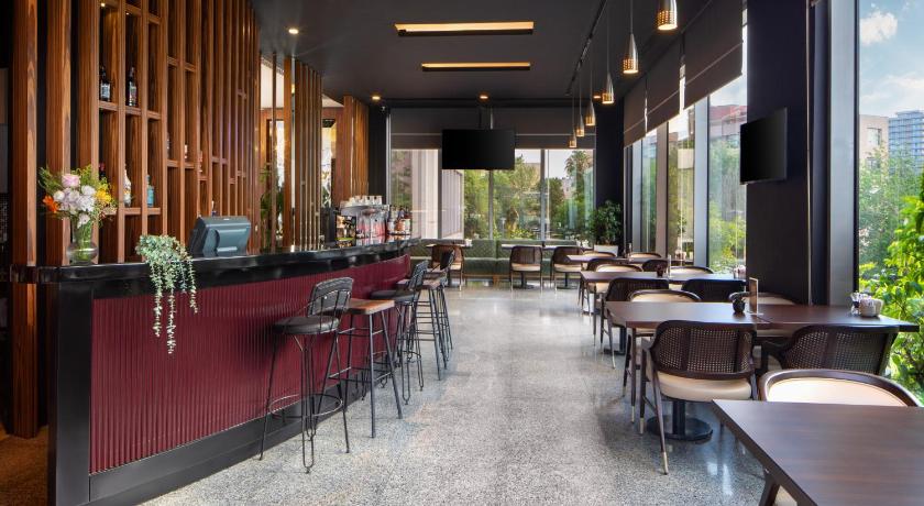 Ramada Plaza by Wyndham Istanbul Atakoy - image 3