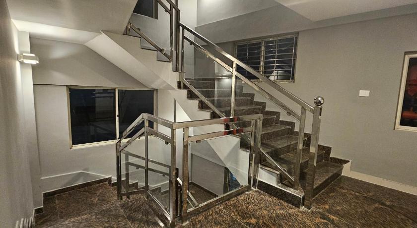 Hotel B R REGENCY - image 27