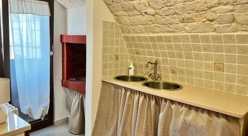 Putignano Casa Ventura 3-Star Single Room exterior