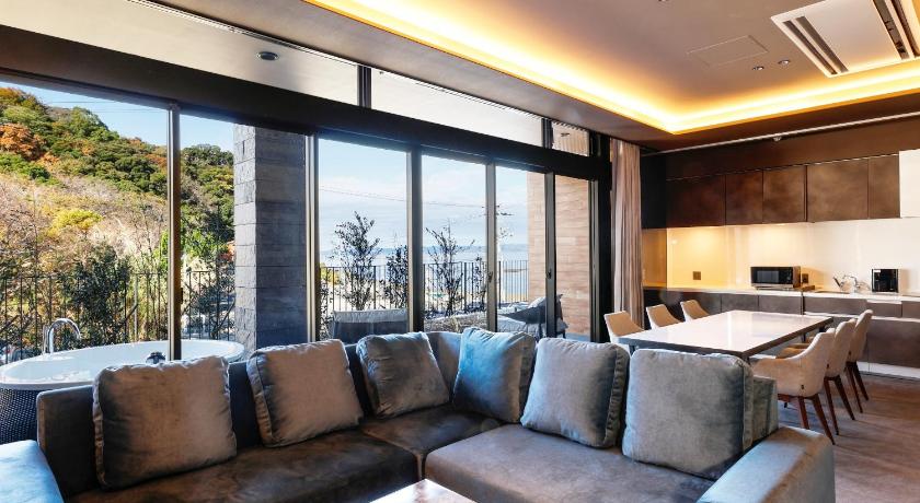 니시무로 FIVE SPRING RESORT THE SHIRAHAMA 5성급 숙소 스위트룸