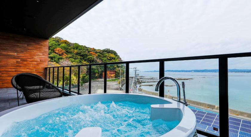 니시무로 FIVE SPRING RESORT THE SHIRAHAMA 5성급 숙소 외관