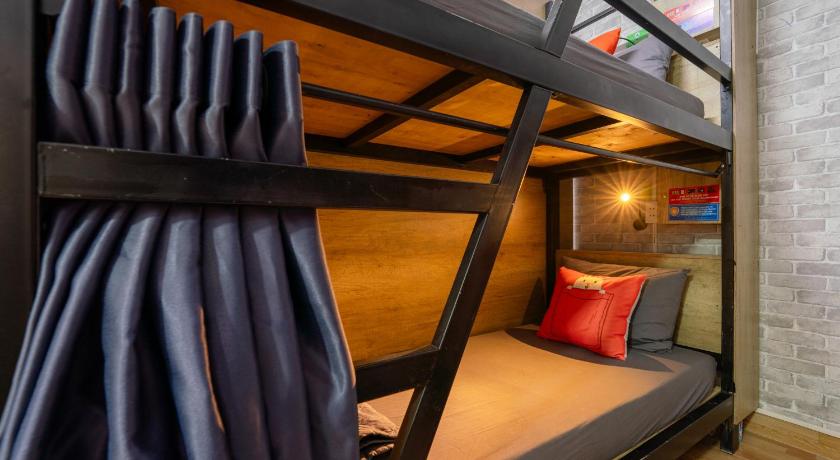 Image of Bunk Bed in Female Dormitory Room 1