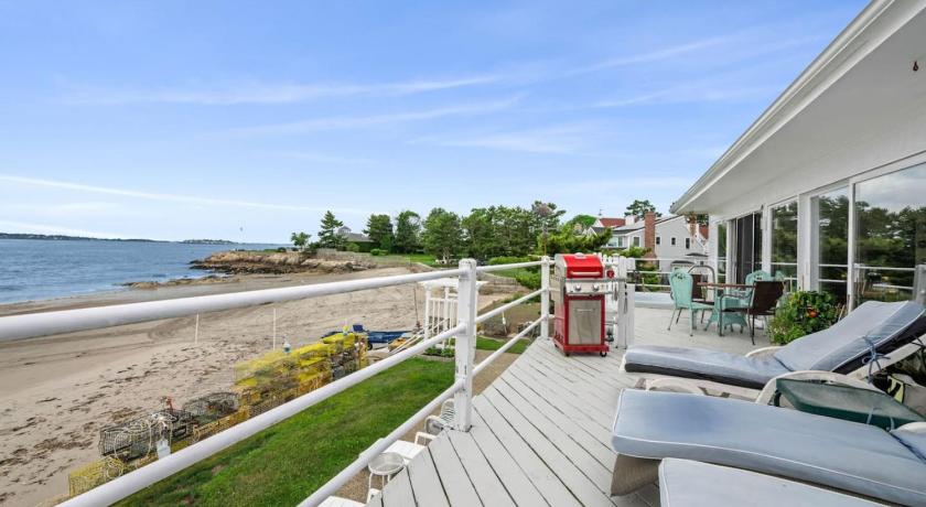 Swan Quarter Coastal Charm Lobster Chato 5-Star Accommodation view