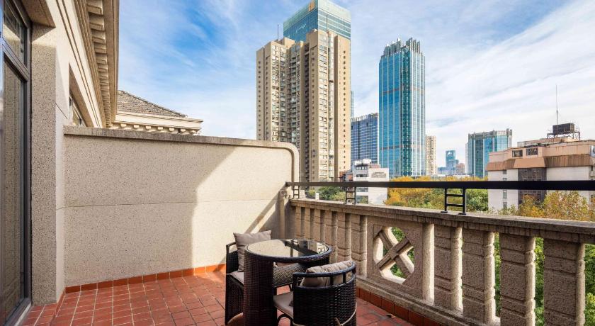 Image of Garden View Room 1