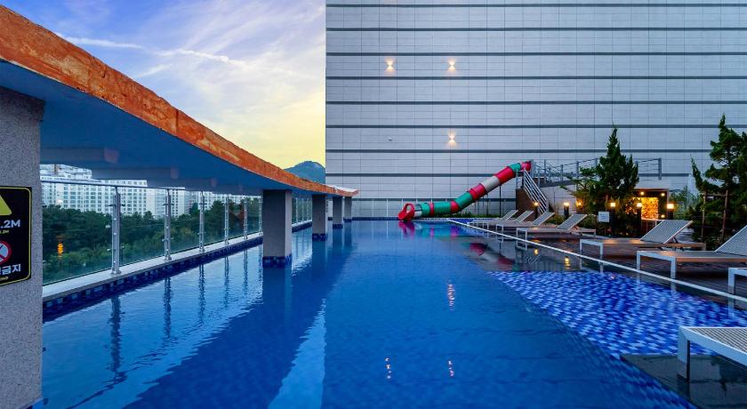 安东 CM Park Hotel 3星级 酒店 大堂