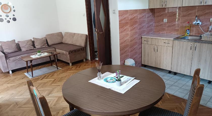 베오그라드 GOLD Apartman 4성급 싱글룸 로비