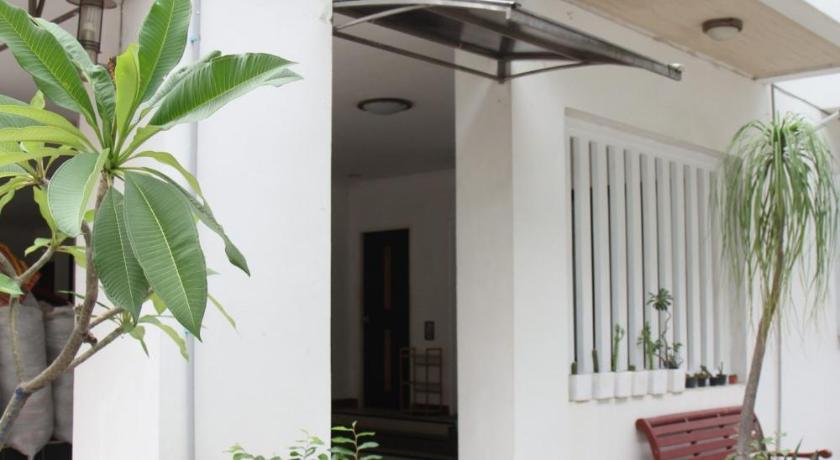 Homeku Guesthouse Room 1 near airport Latkrabang - image 2