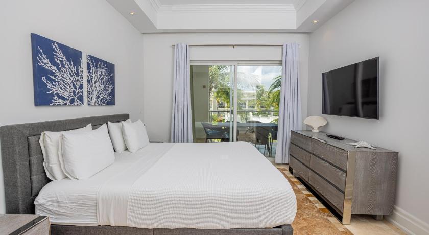 Image of 4 BDRM/4 Bathroom Two-Story Ocean View Penthouse 0