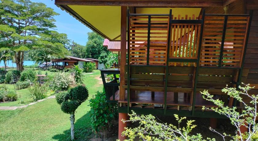 Image of Standard Bungalow 6