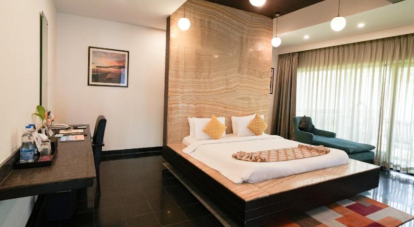 Image of Grandeur Suite with Abode Executive Lounge Access 5