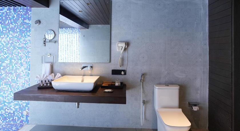 Image of Grandeur Suite with Abode Executive Lounge Access 12