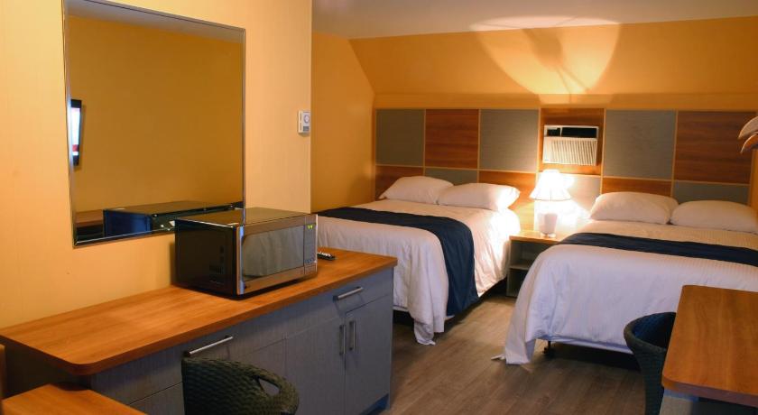 Motel des Pentes et Suites photo