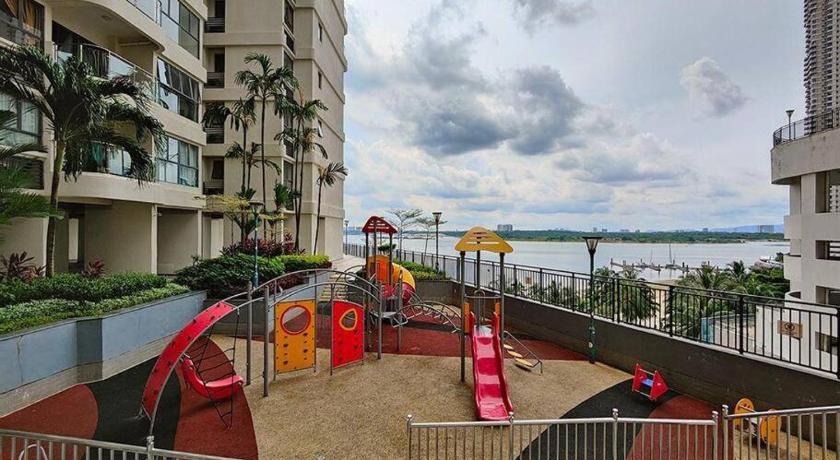 Bay Laurel @ Danga Bay 2Room【Seaview】 - image 7