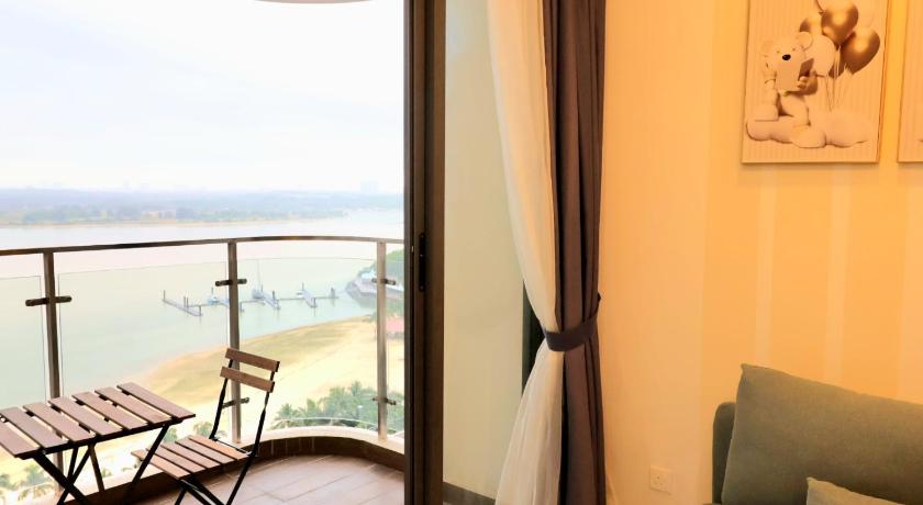Bay Laurel @ Danga Bay 2Room【Seaview】 - image 6