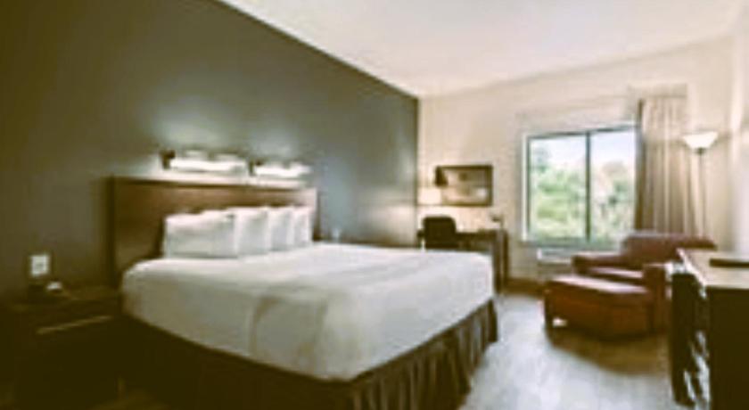 Image of King Room - Disability Access/Non Smoking/Interior Hall 1