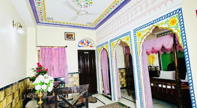 Image of Honeymoon Suite Room 10