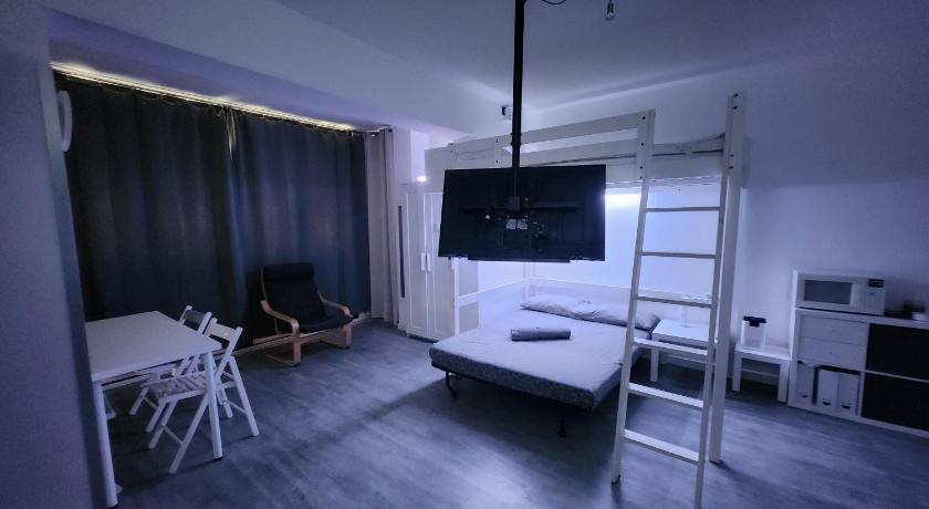 Overlook residence