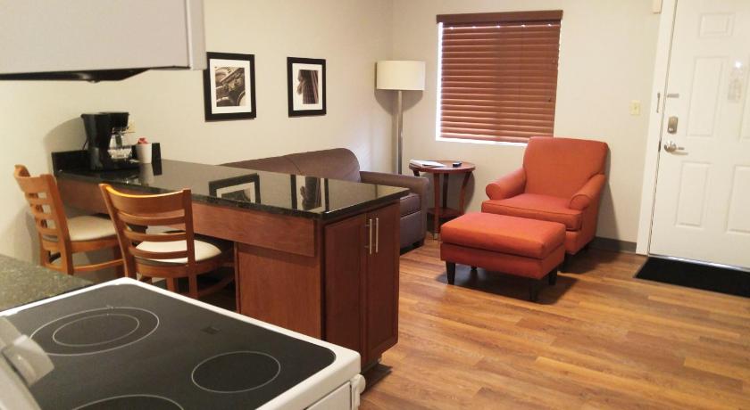 Portage (IN) Affordable Suites of America Portage 3-Star Accommodation room